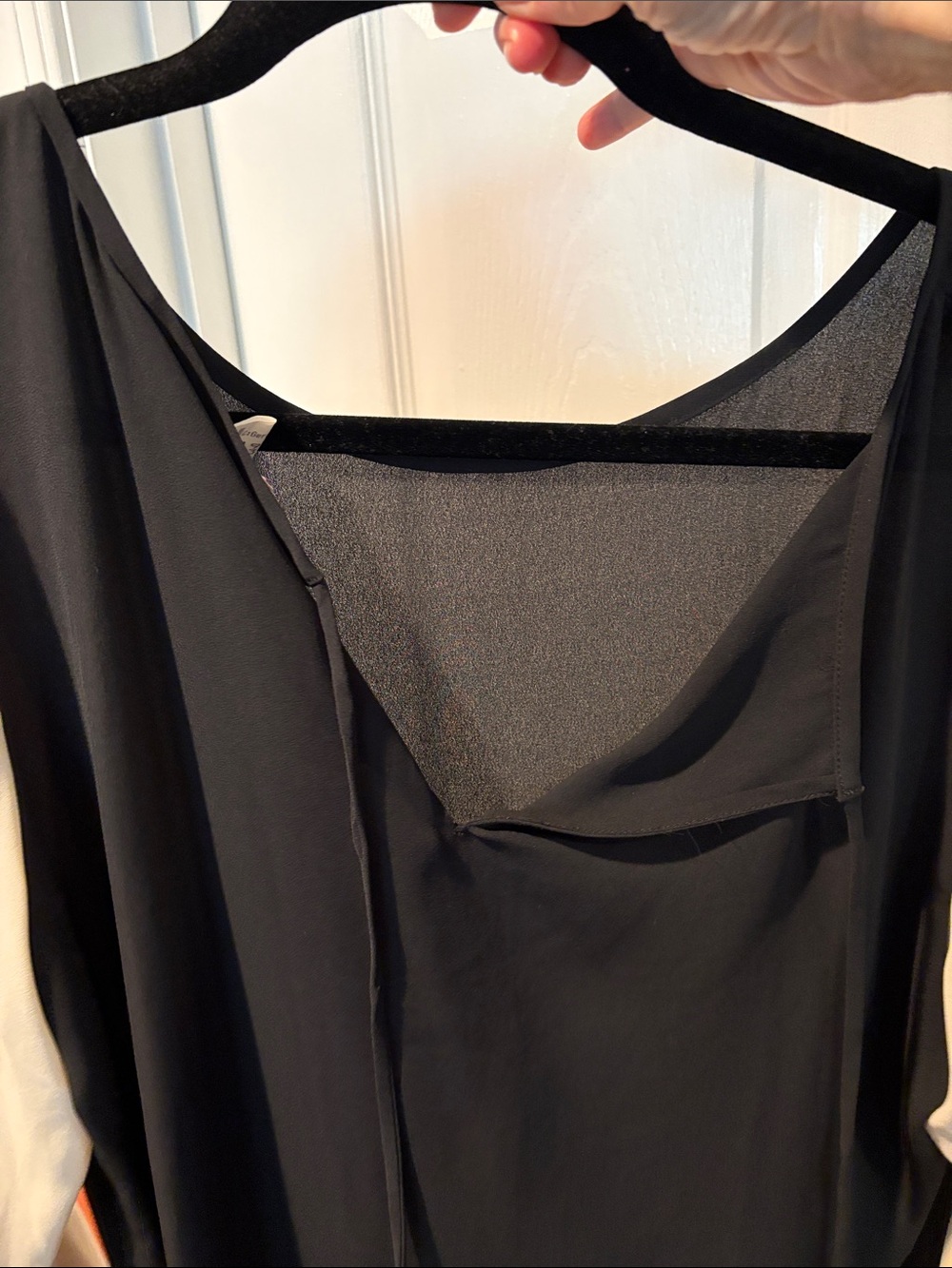 LOFT Black Body with Cream Long-Sleeve Blouse - Picture 4 of 6